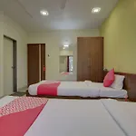 Oyo 24981 Hotel Ashwamedh Residency